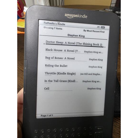 Amazon Kindle Keyboard 3, Wi-Fi, 6" 4GB, D00901 3rd Generation 85 Books - Picture 11 of 16